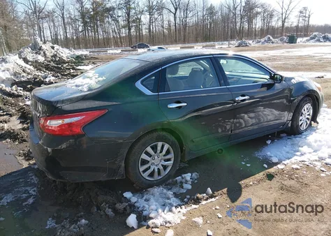 2016 Nissan Altima 2.5 S z USA, uszkodzony, nr VIN 1N4AL3AP2GC127310